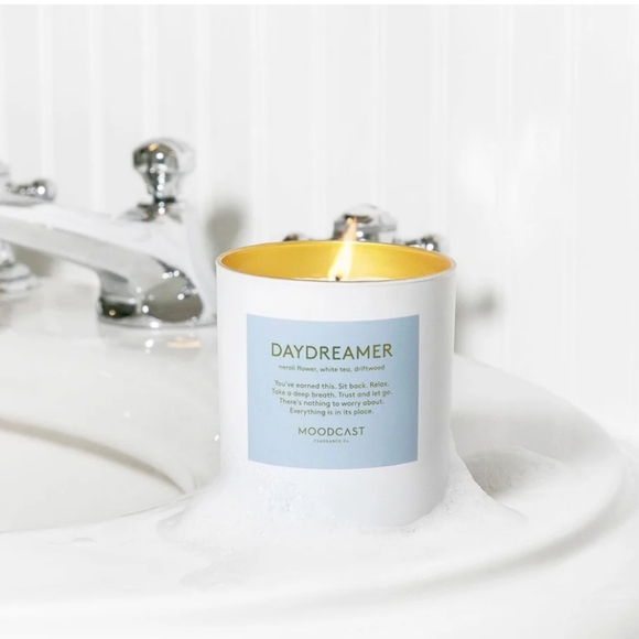 ❤️BUY 2 GET 1 FREE Moodcast Daydreamer Candle, Size 2" x 6" x 7", Retail $34.00 - Picture 2 of 8